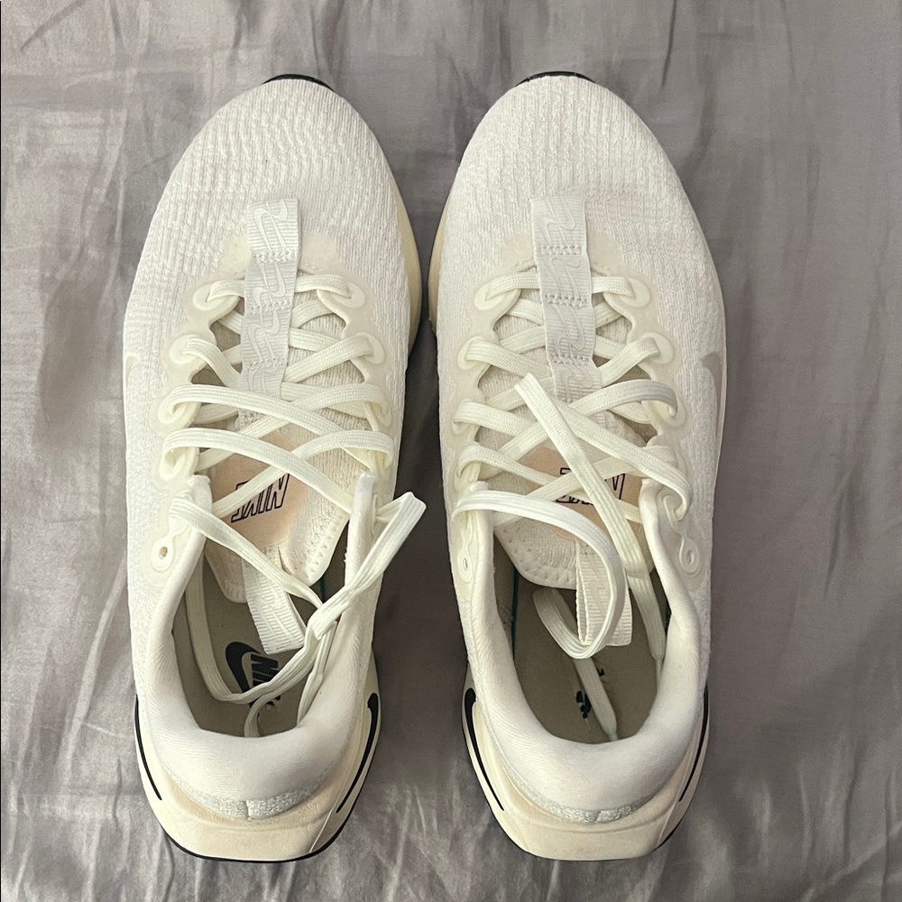 Nike Cream Running Shoes
